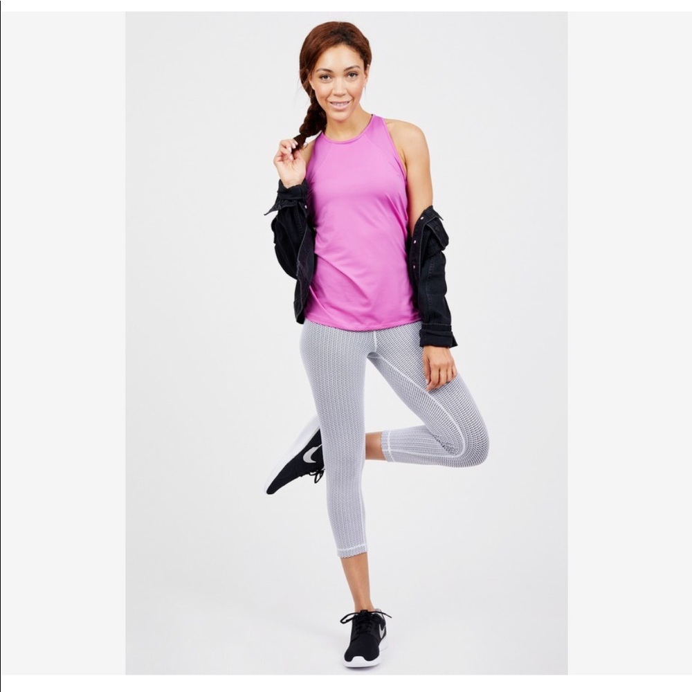 Nike
Mesh Back Tank - Picture 3 of 4